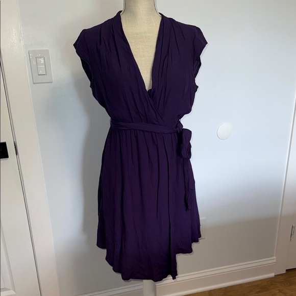 Elegant Purple Wrap Dress - Picture 2 of 4